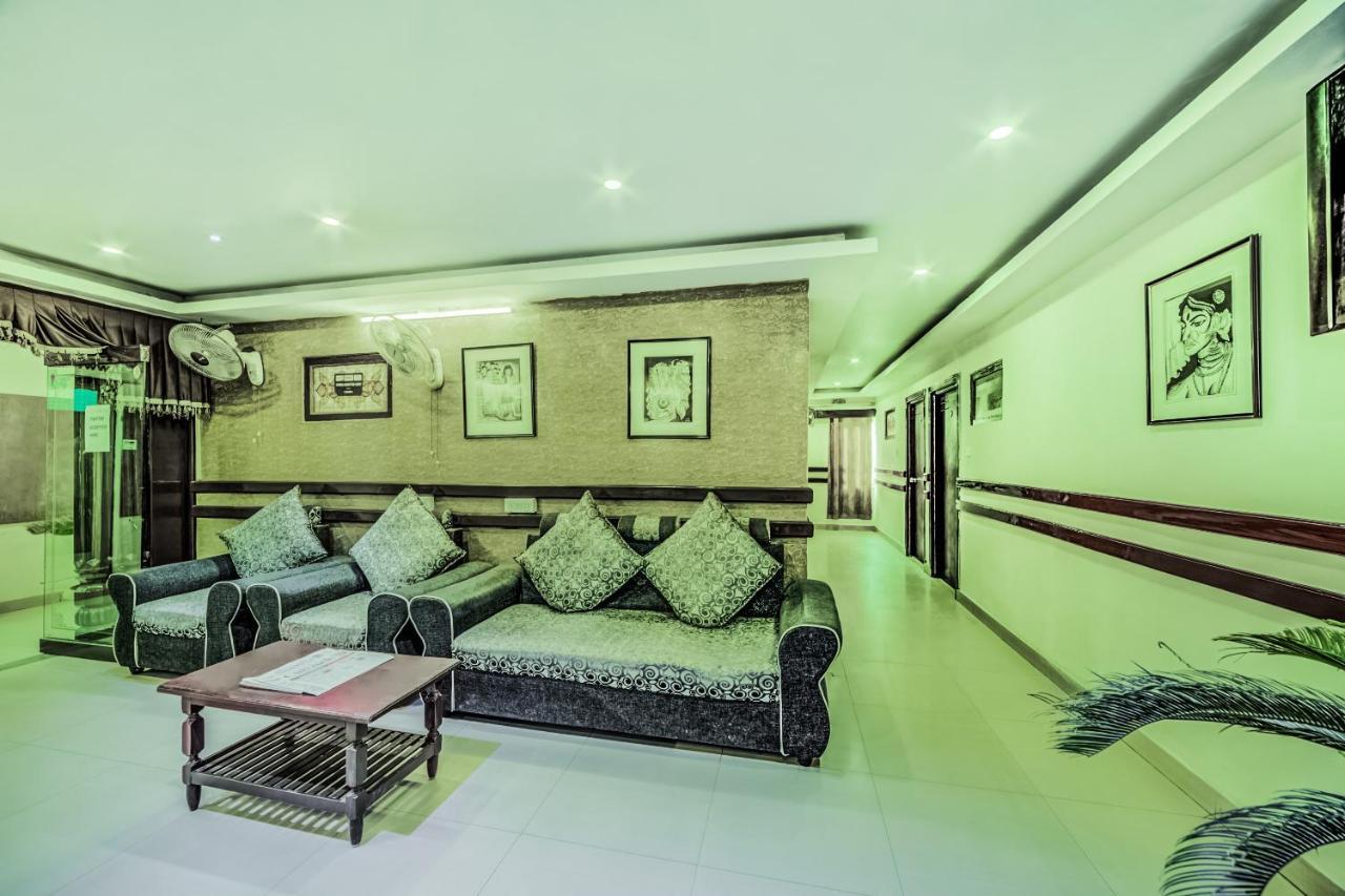Oyo 33504 Hotel Ananda Inn Haydarabad Dış mekan fotoğraf