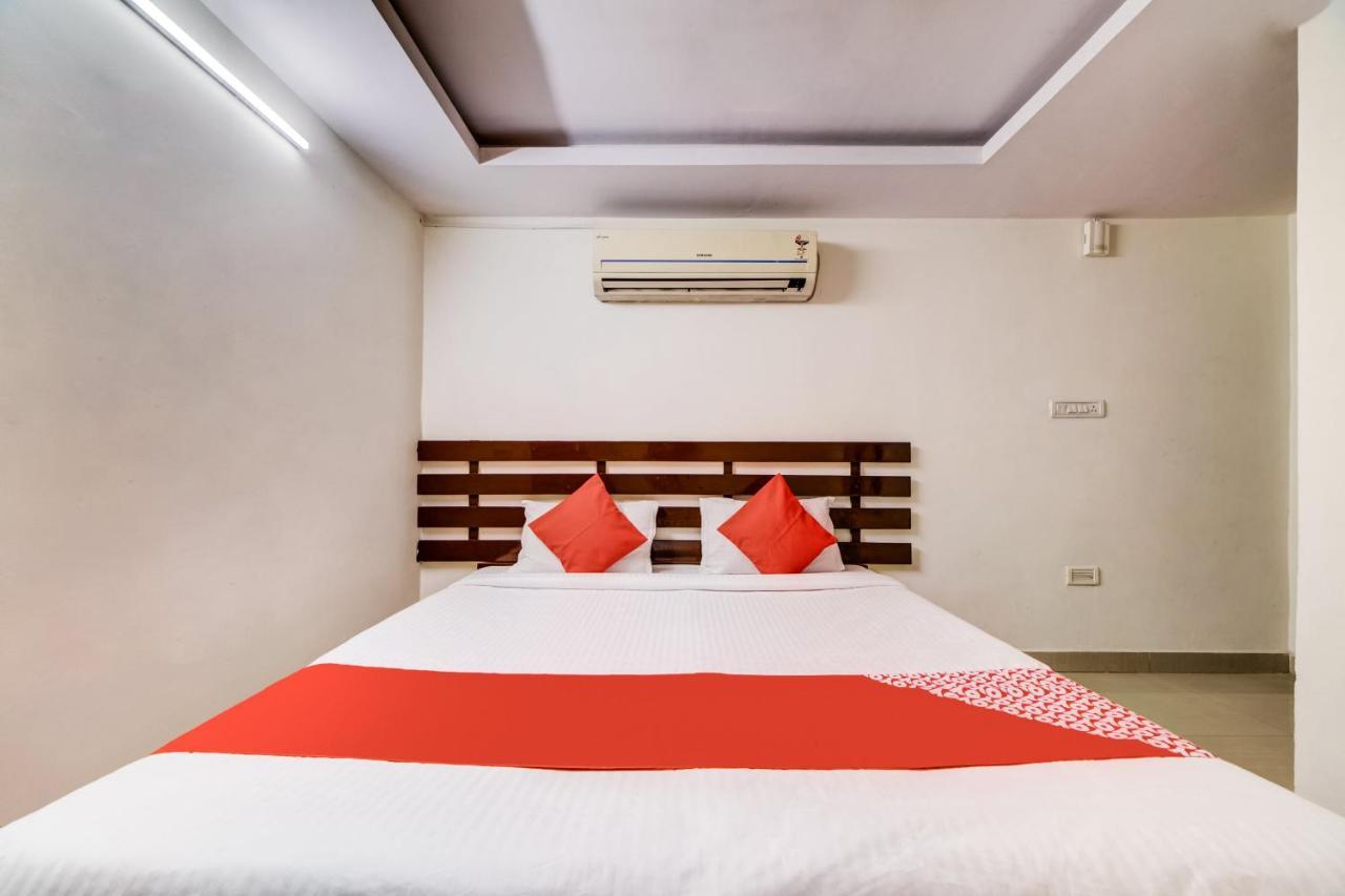 Oyo 33504 Hotel Ananda Inn Haydarabad Dış mekan fotoğraf