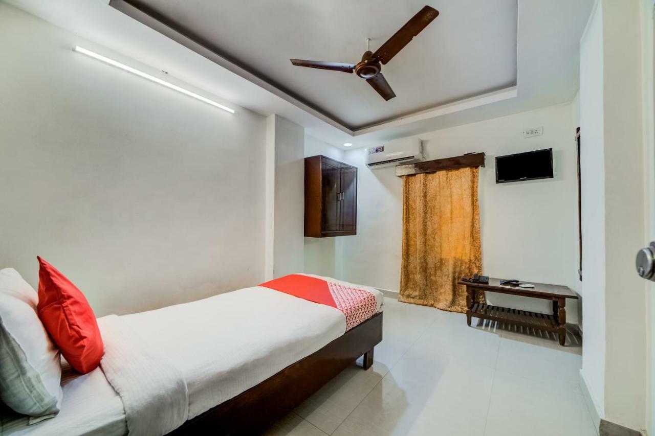 Oyo 33504 Hotel Ananda Inn Haydarabad Dış mekan fotoğraf