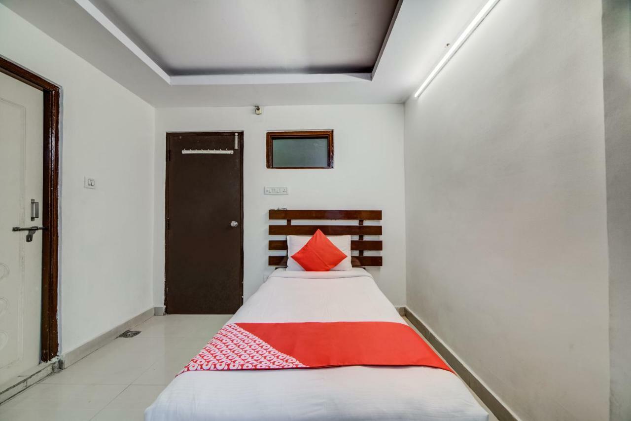 Oyo 33504 Hotel Ananda Inn Haydarabad Dış mekan fotoğraf